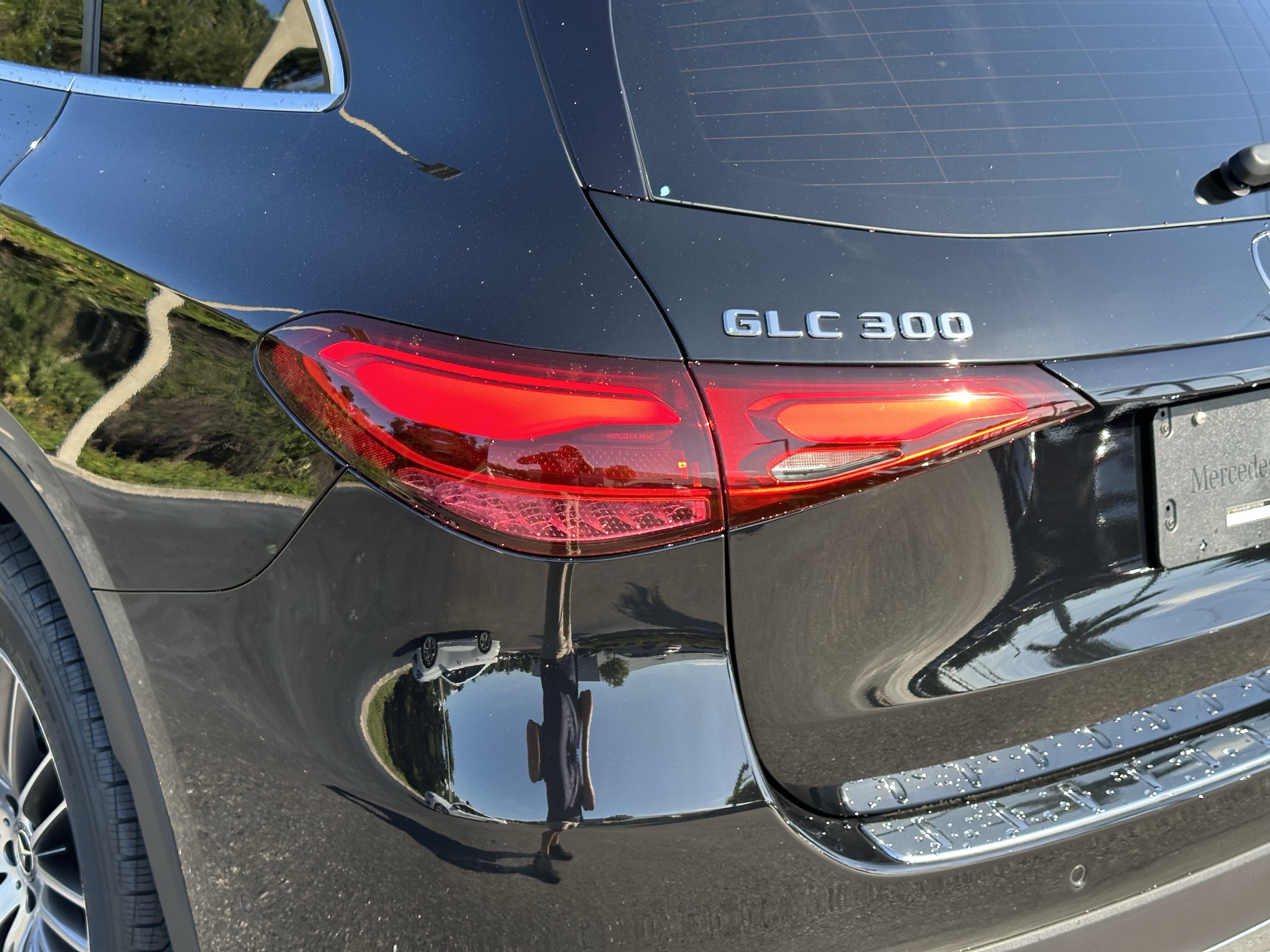 Used 2024 Mercedes-Benz GLC 300 4MATIC image 10