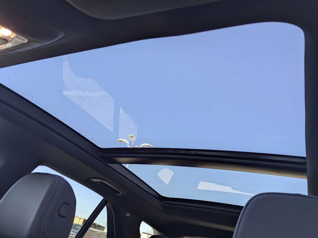 Used 2025 Mercedes-Benz GLE 350 4MATIC image 17