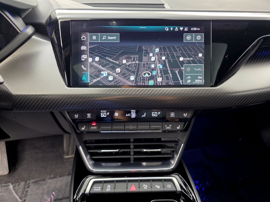 Used 2022 Audi e-tron GT Prestige AWD/4WD image 23