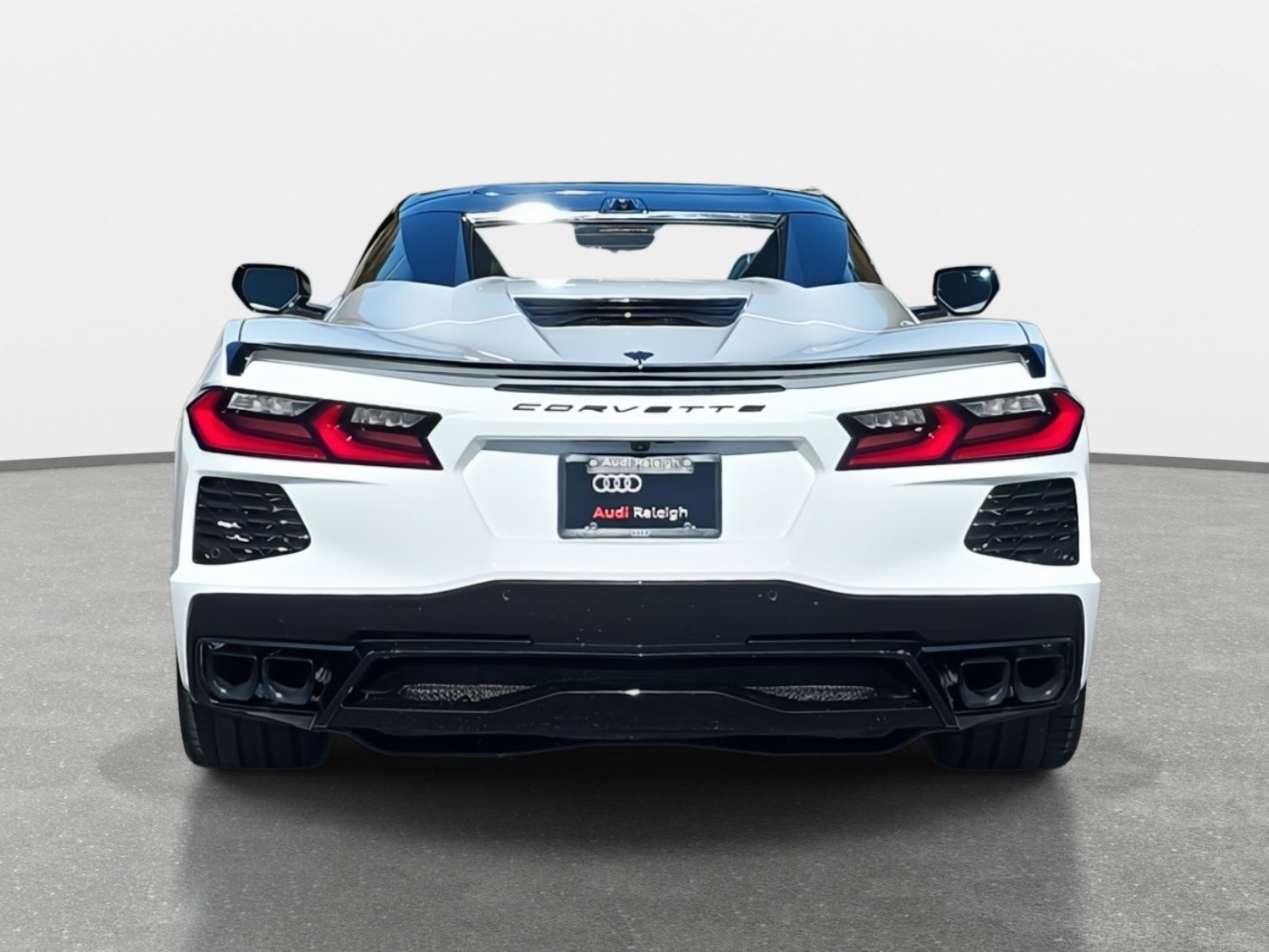 Used 2024 Chevrolet Corvette 2LT w/ Stealth Interior Trim Package image 6