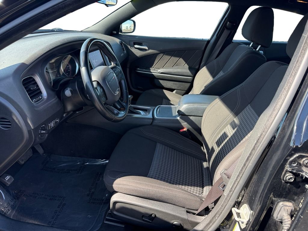 Used 2023 Dodge Charger SXT image 10