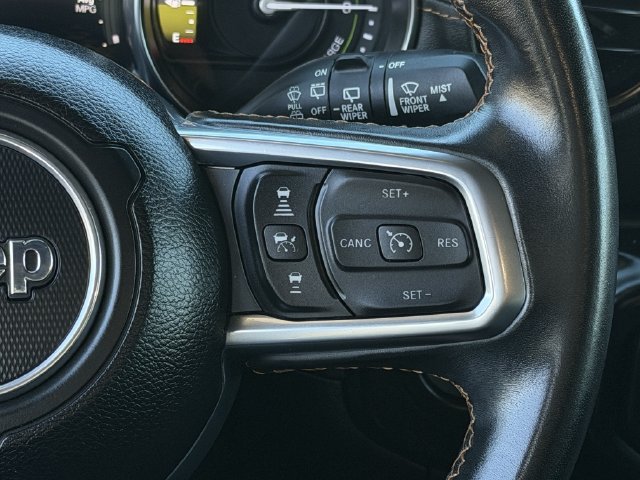 Used 2021 Jeep Wrangler Unlimited Sahara AWD/4WD image 14
