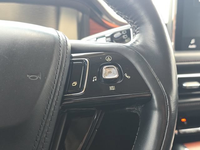 Used 2023 Lincoln Aviator Reserve w/ Equipment Group 201A AWD/4WD image 42