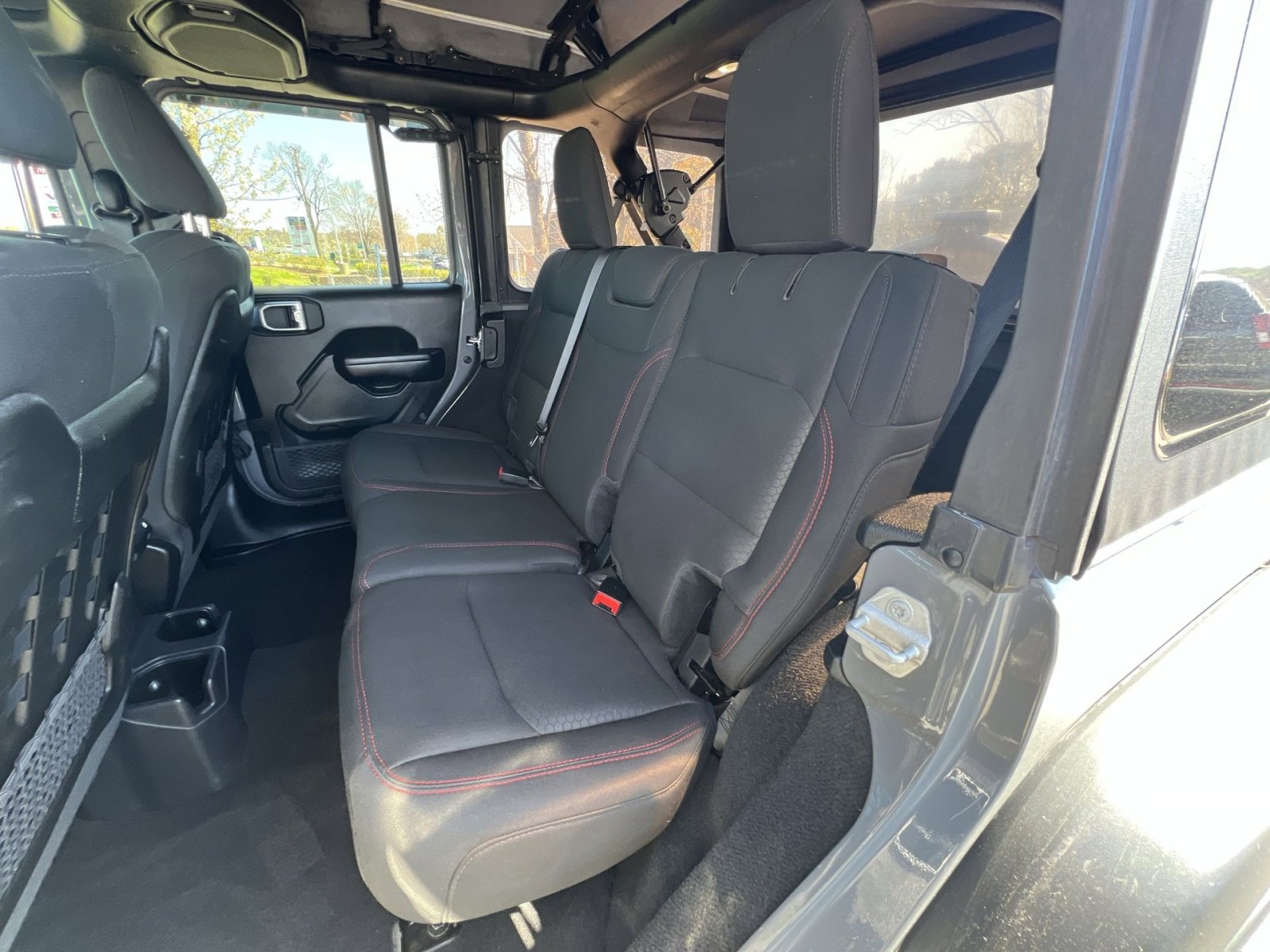 Used 2021 Jeep Wrangler Unlimited Rubicon w/ LED Lighting Group image 23