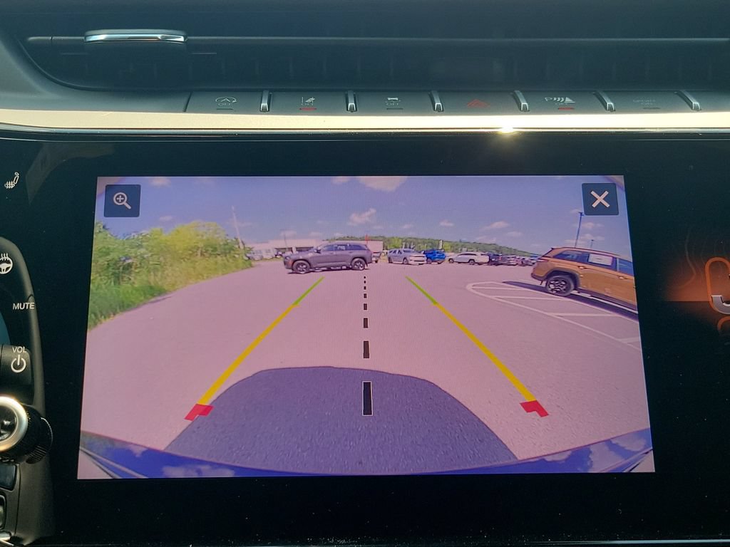 New 2026 Jeep Grand Cherokee Altitude RWD image 19