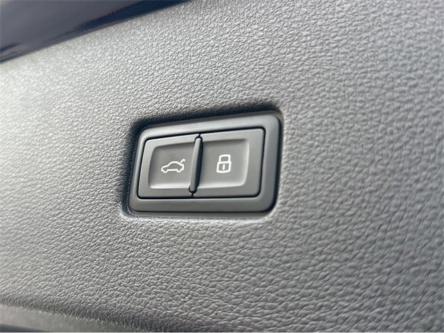 Used 2020 Audi Q8 Premium w/ Black Optic Package image 31