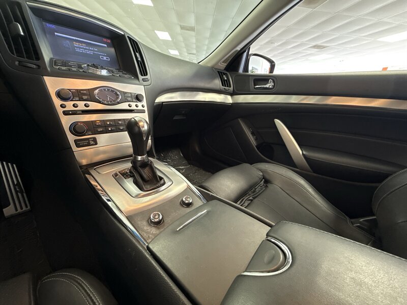 Used 2014 INFINITI Q60 Journey w/ Premium Package image 26