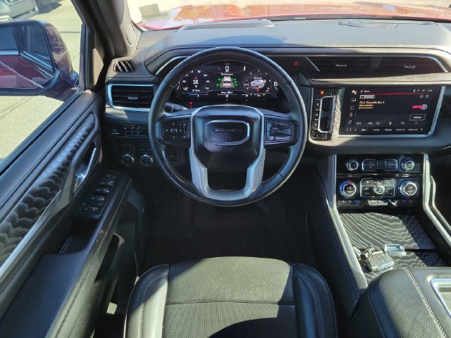 Used 2024 GMC Yukon XL Denali AWD/4WD image 19