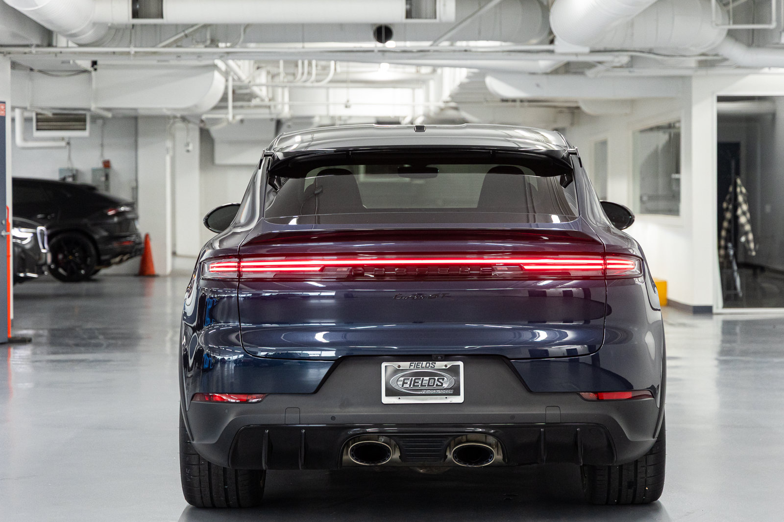 Used 2024 Porsche Cayenne Turbo GT AWD/4WD image 4
