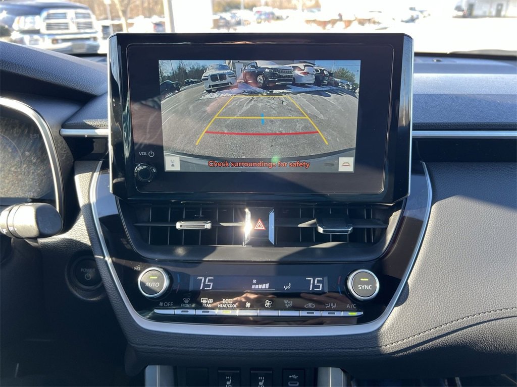 Used 2024 Toyota Corolla Cross XSE image 19