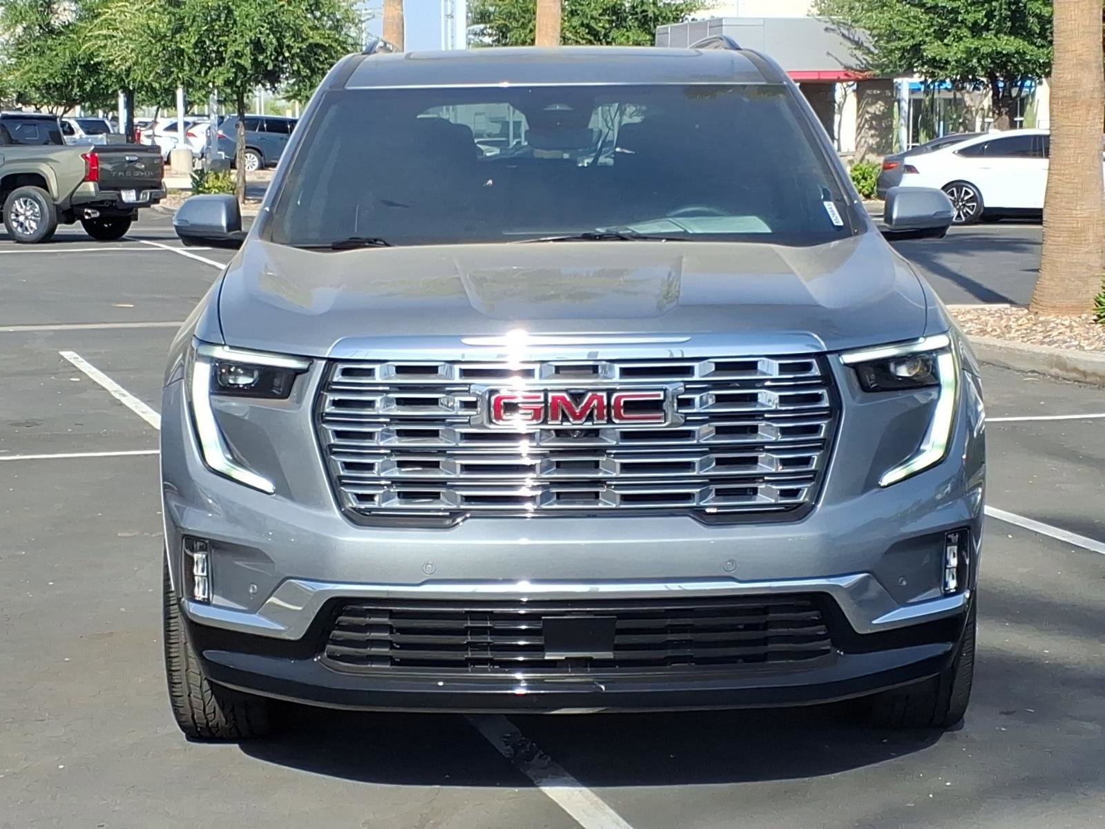 Used 2024 GMC Acadia Denali w/ Super Cruise Package image 2
