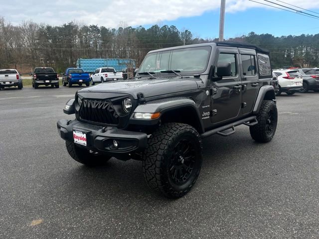 Used 2018 Jeep Wrangler Unlimited Sahara image 6