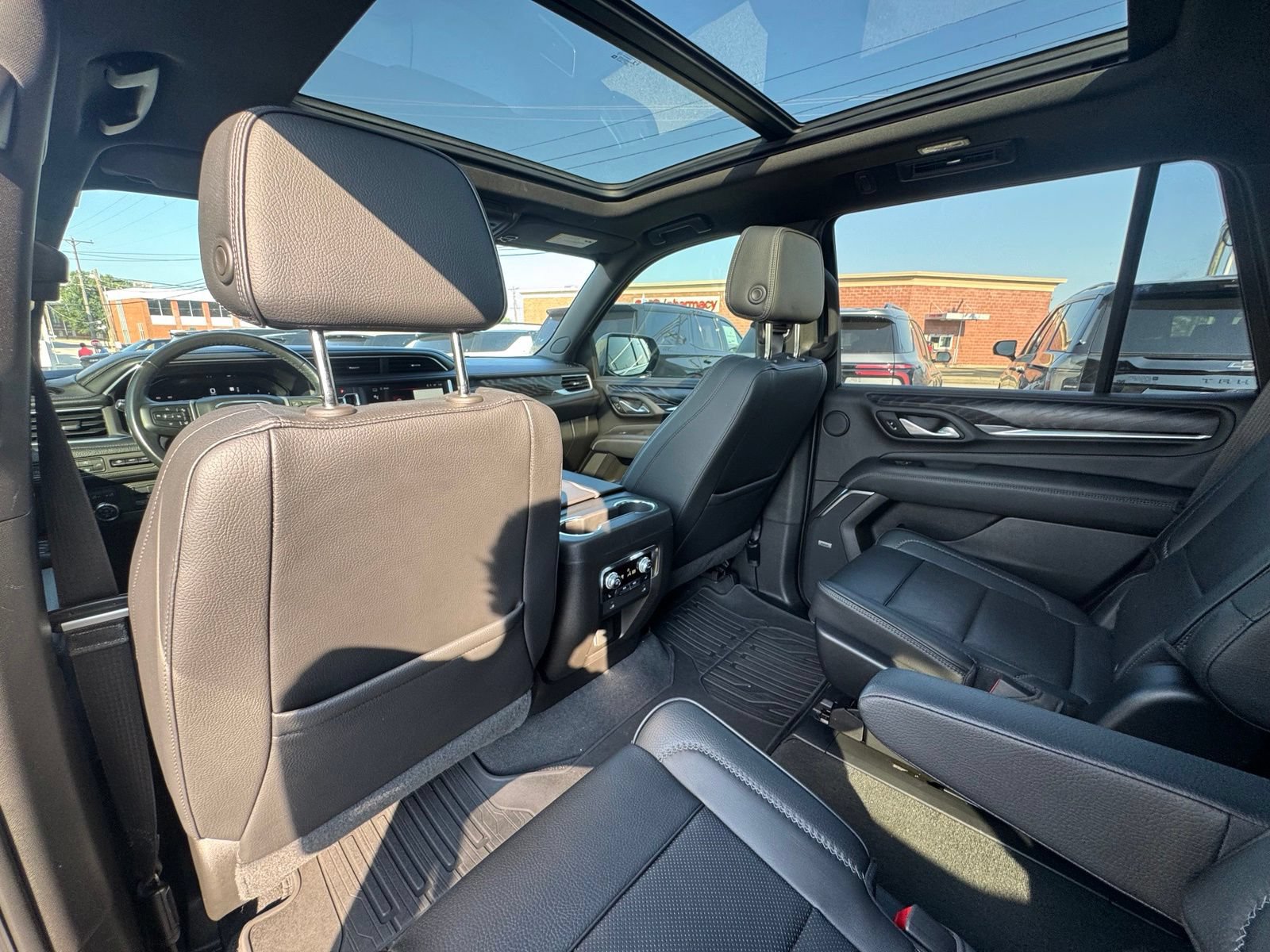 Used 2022 GMC Yukon Denali w/ Max Trailering Package AWD/4WD image 26