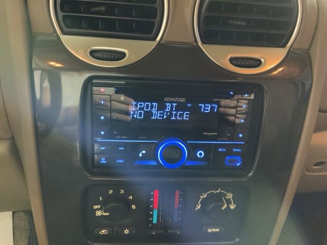 Used 2004 GMC Envoy SLE AWD/4WD image 18