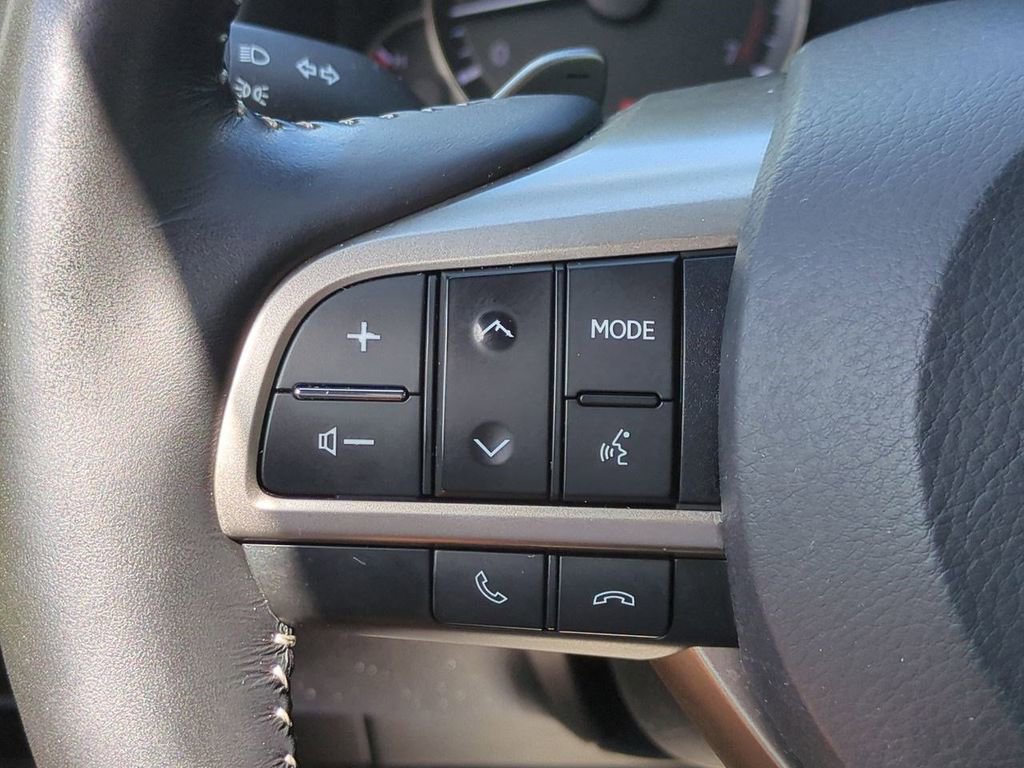 Used 2020 Lexus RX 350L FWD w/ Premium Package image 26