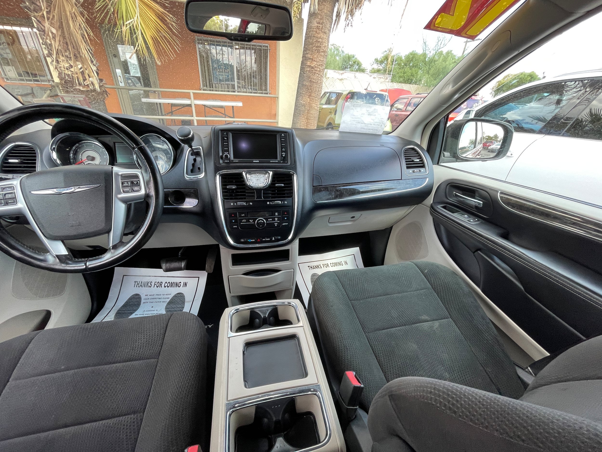 Used 2012 Chrysler Town & Country Touring w/ Entertainment Group #1 FWD image 16