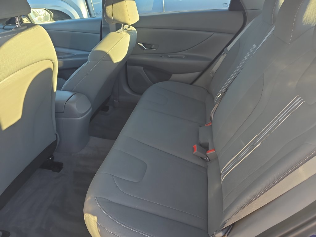 Used 2022 Hyundai Elantra Blue w/ Cargo Package FWD image 11