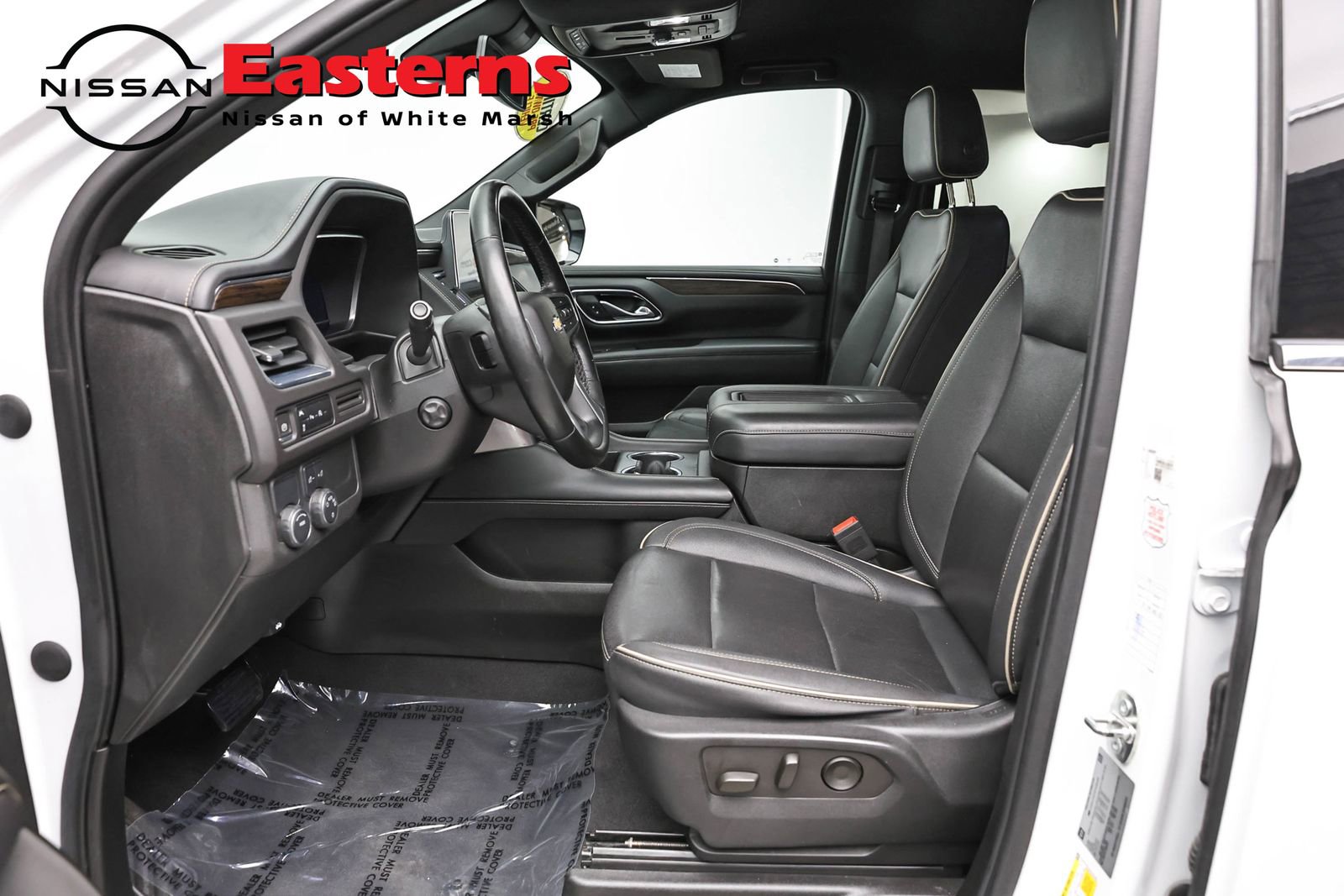 Used 2023 Chevrolet Suburban Premier RWD image 14