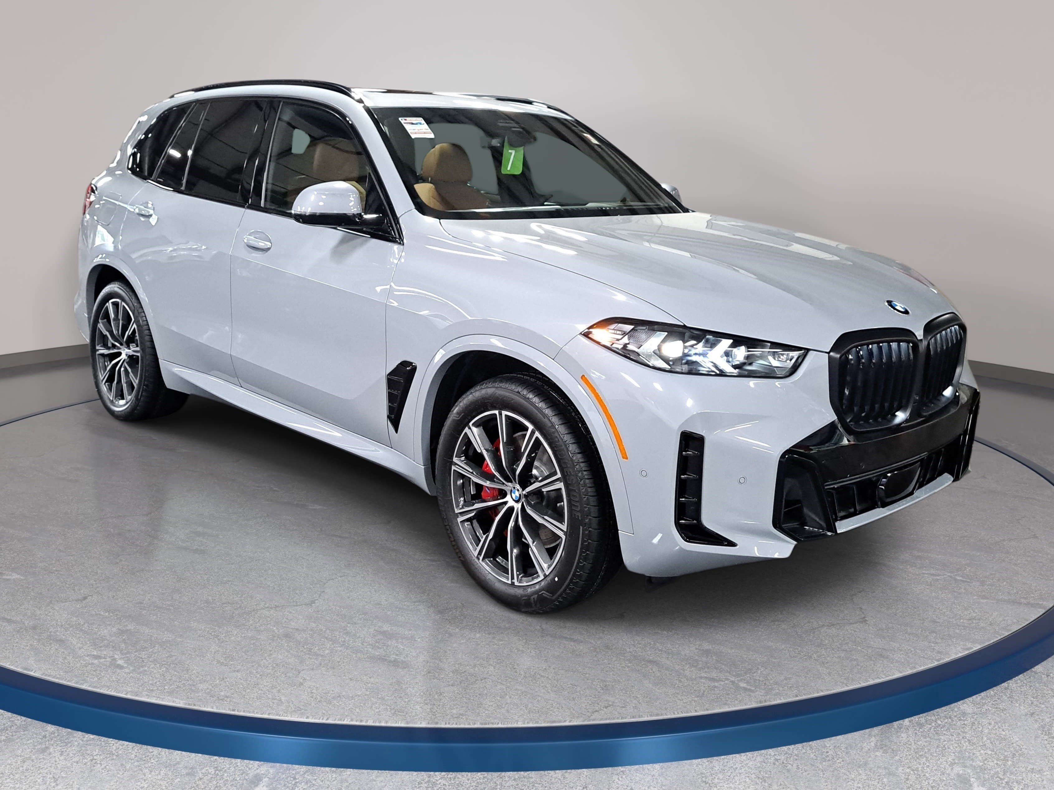 New 2026 BMW X5 xDrive40i w/ M Sport Package AWD/4WD image 3