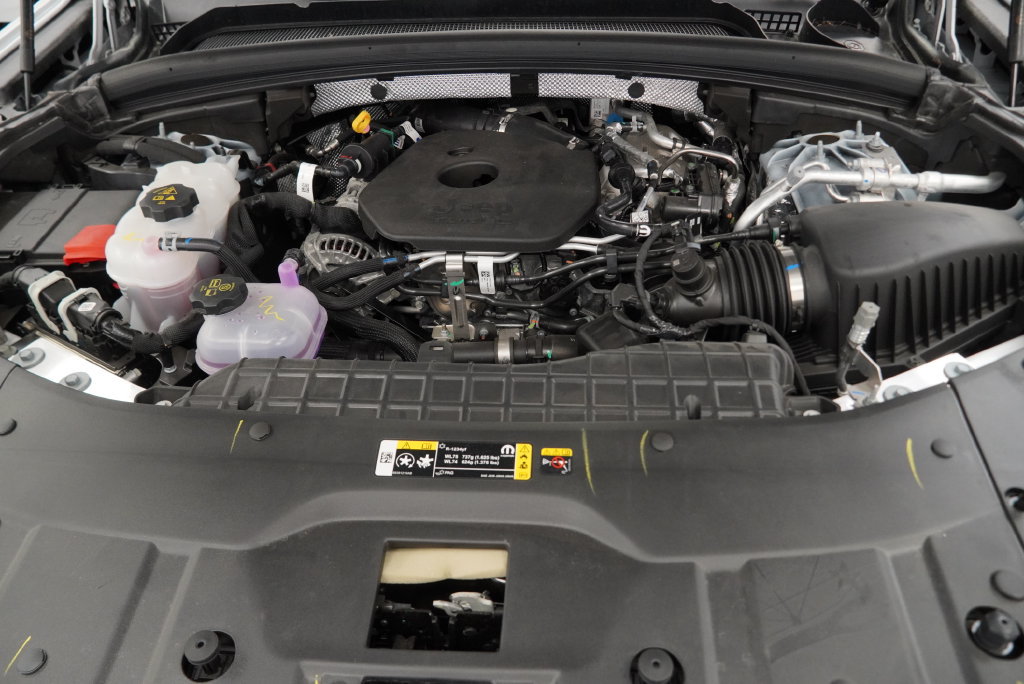 New 2026 Jeep Grand Cherokee Altitude AWD/4WD image 35