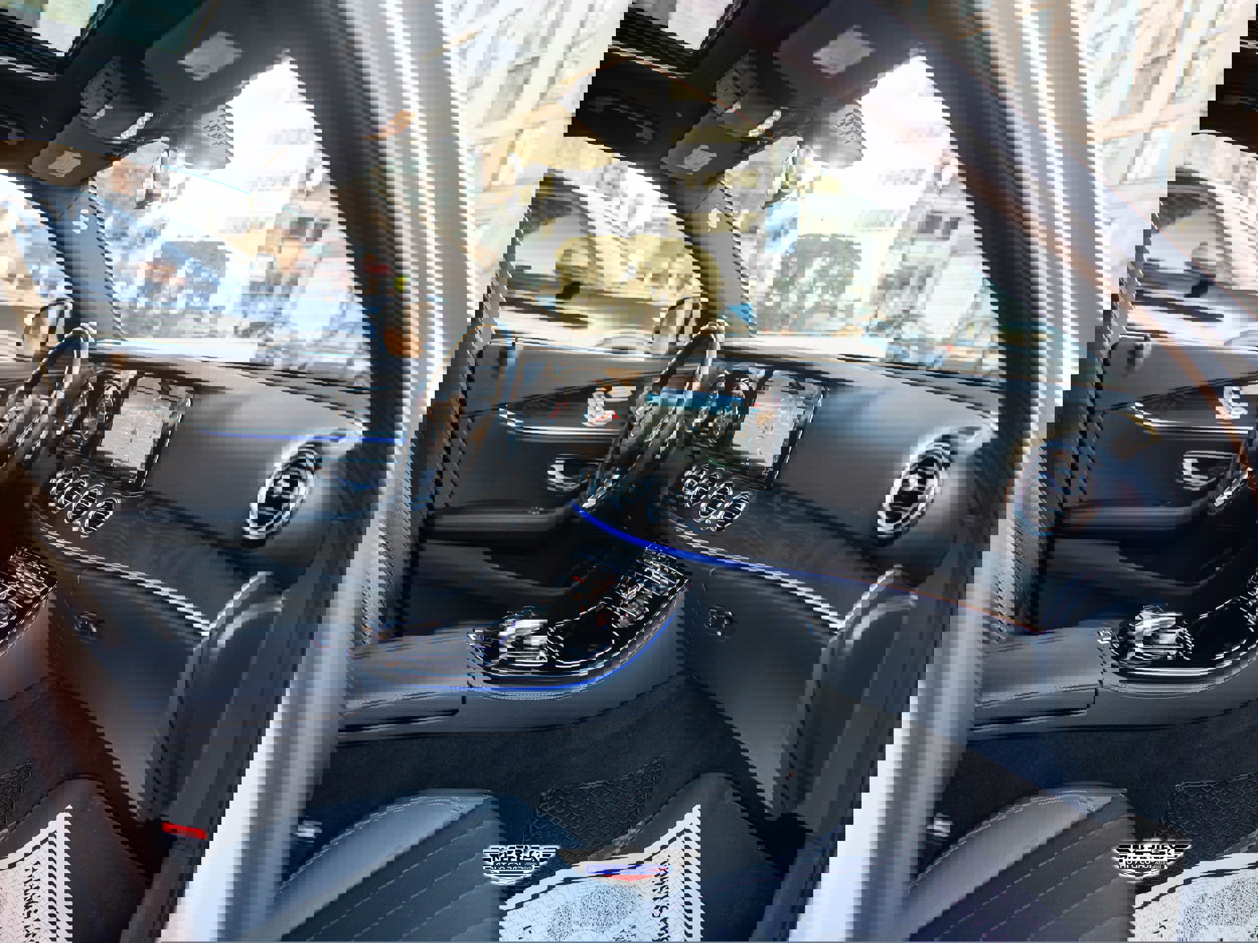 Used 2017 Mercedes-Benz E 300 4MATIC image 14