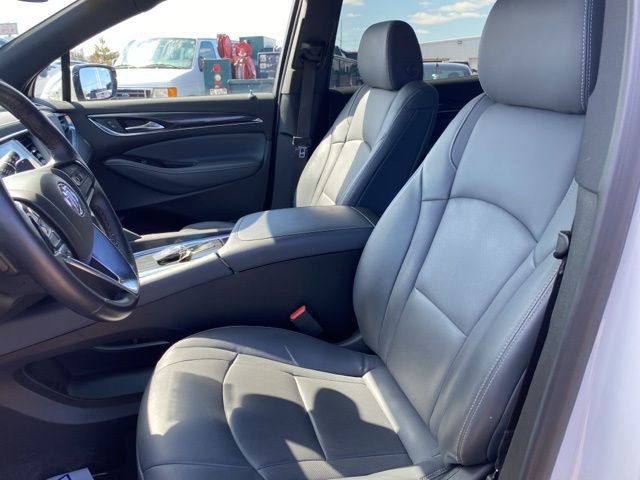 Used 2023 Buick Enclave Essence w/ Sport Touring Edition image 15