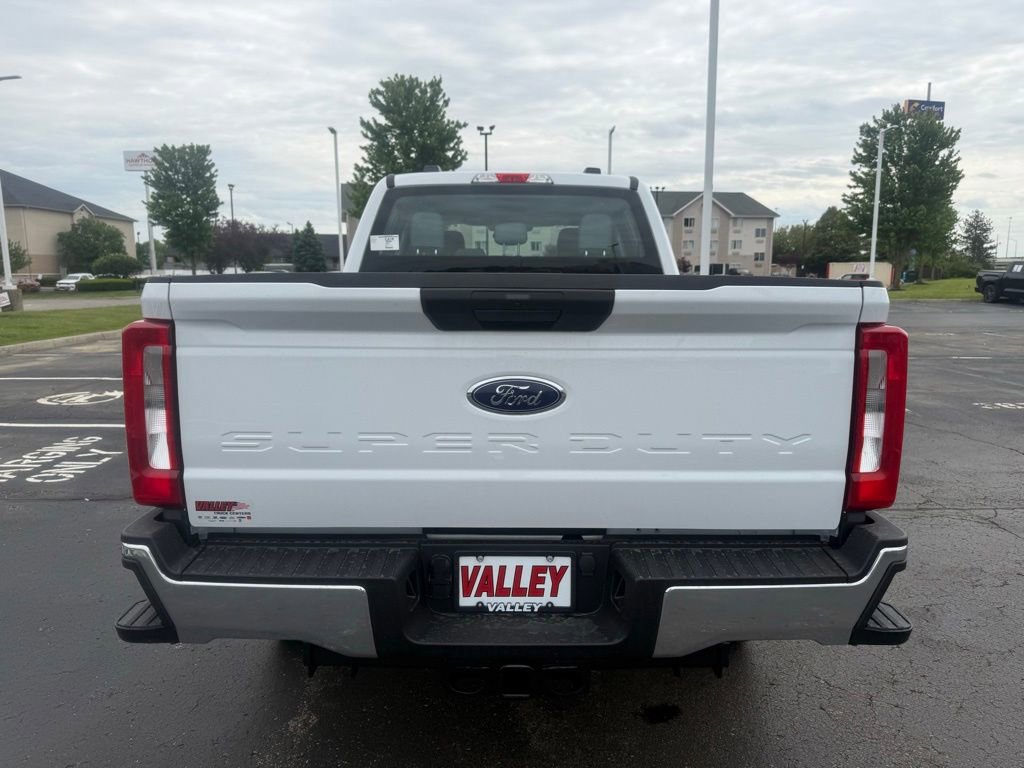 New 2026 Ford F350 XL AWD/4WD image 4
