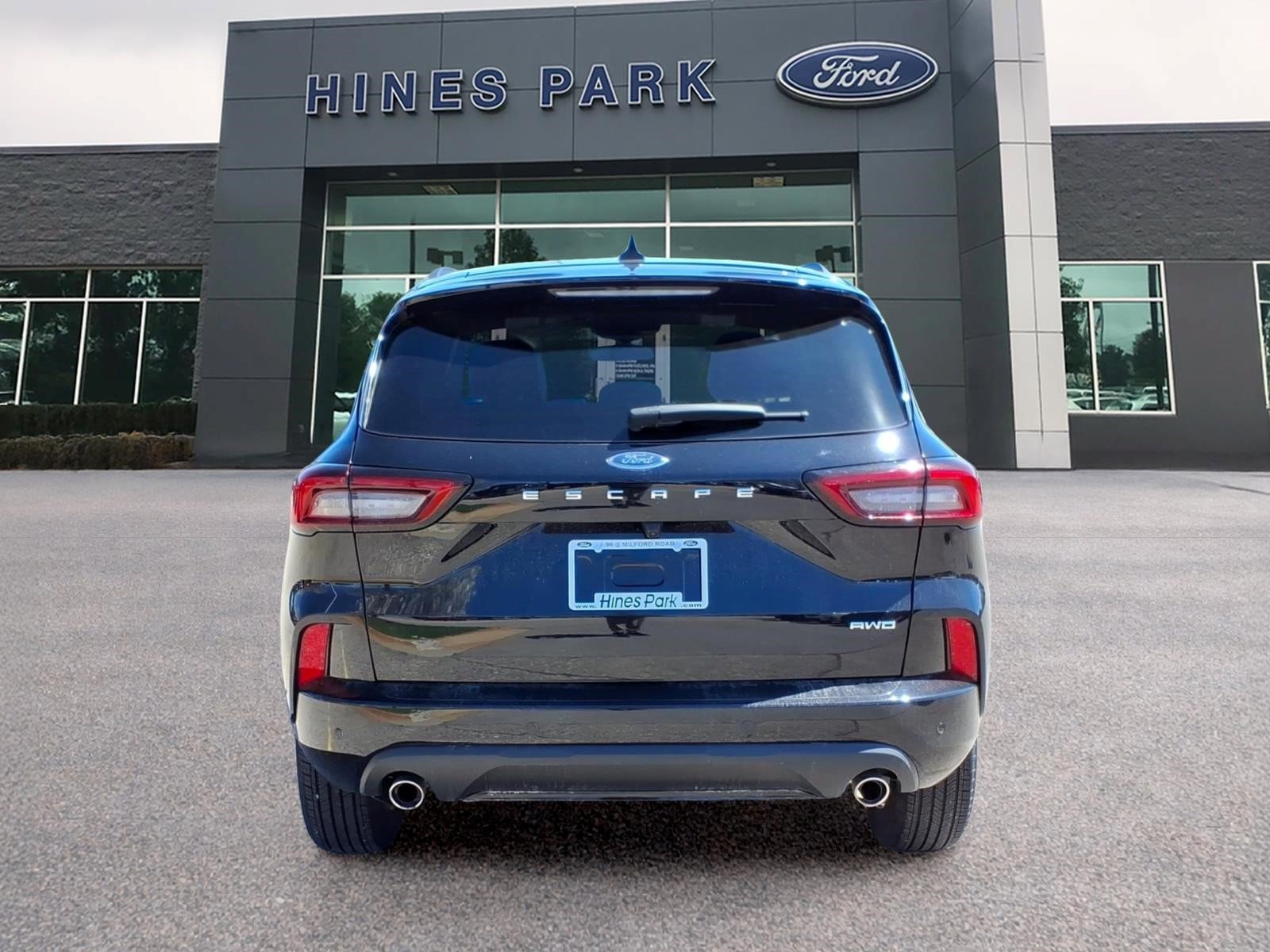 Used 2024 Ford Escape ST-Line w/ Tech Pack #1 AWD/4WD image 6