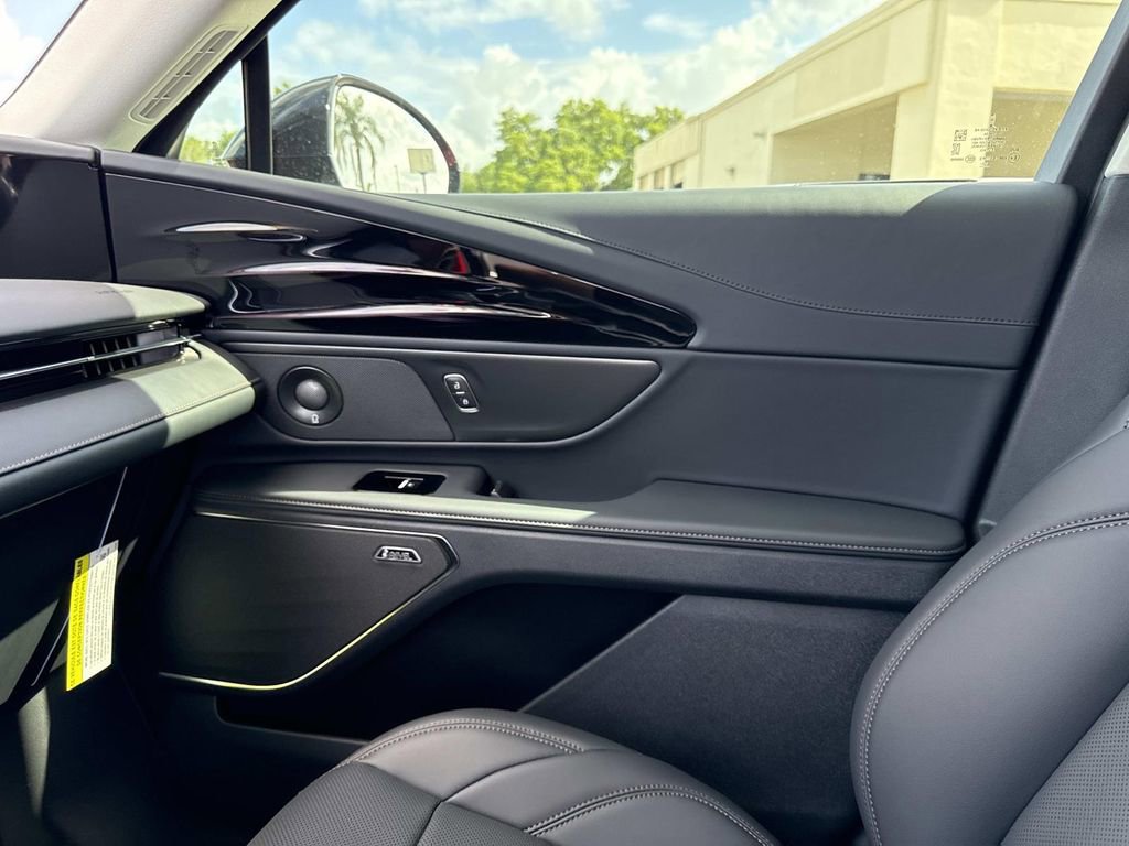 New 2026 Lincoln Nautilus Premier w/ Equipment Group 102A image 22