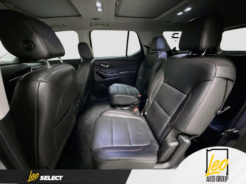 Used 2020 Chevrolet Traverse Premier w/ Redline Edition AWD/4WD image 29