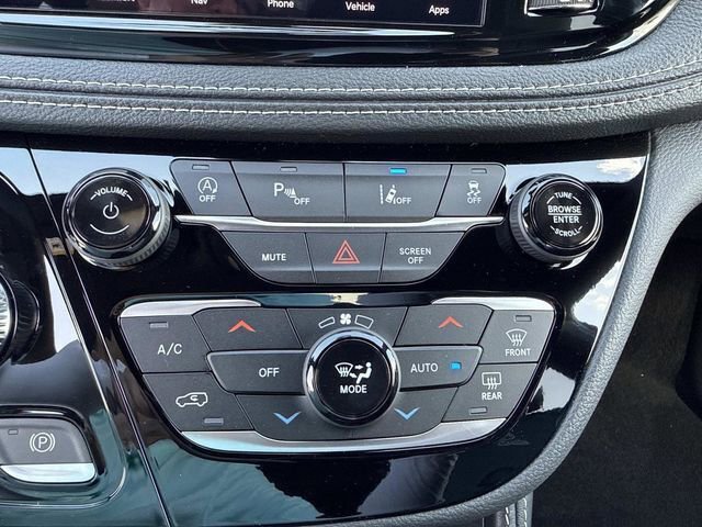 New 2027 Chrysler Pacifica Select FWD image 29