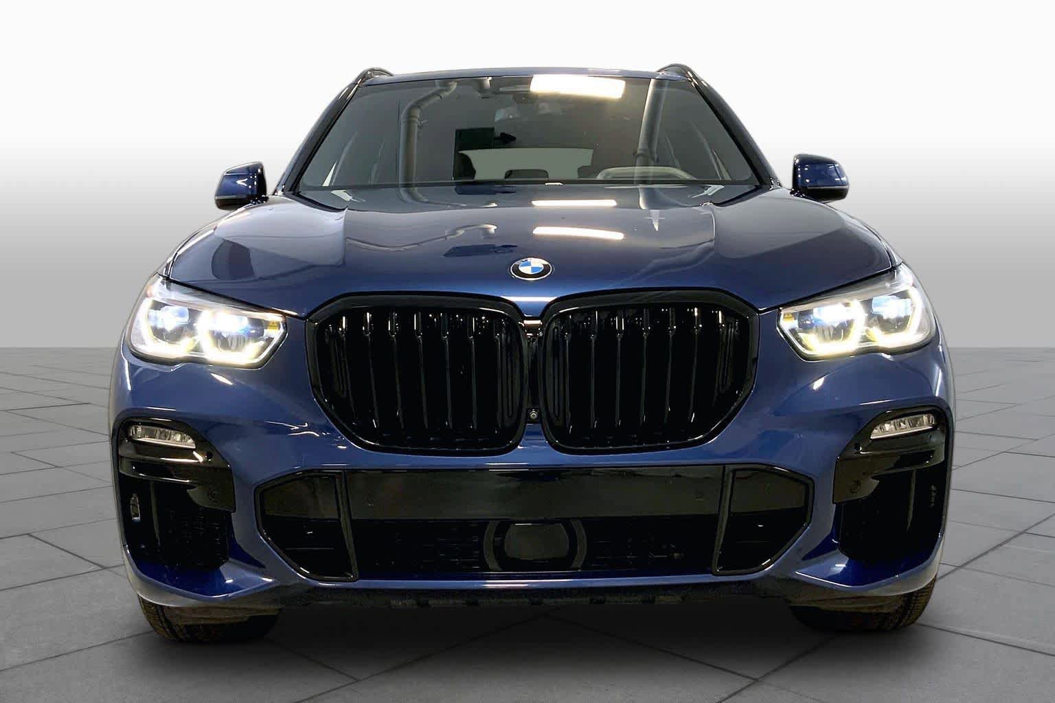 Used 2021 BMW X5 M50i w/ Executive Package AWD/4WD image 3