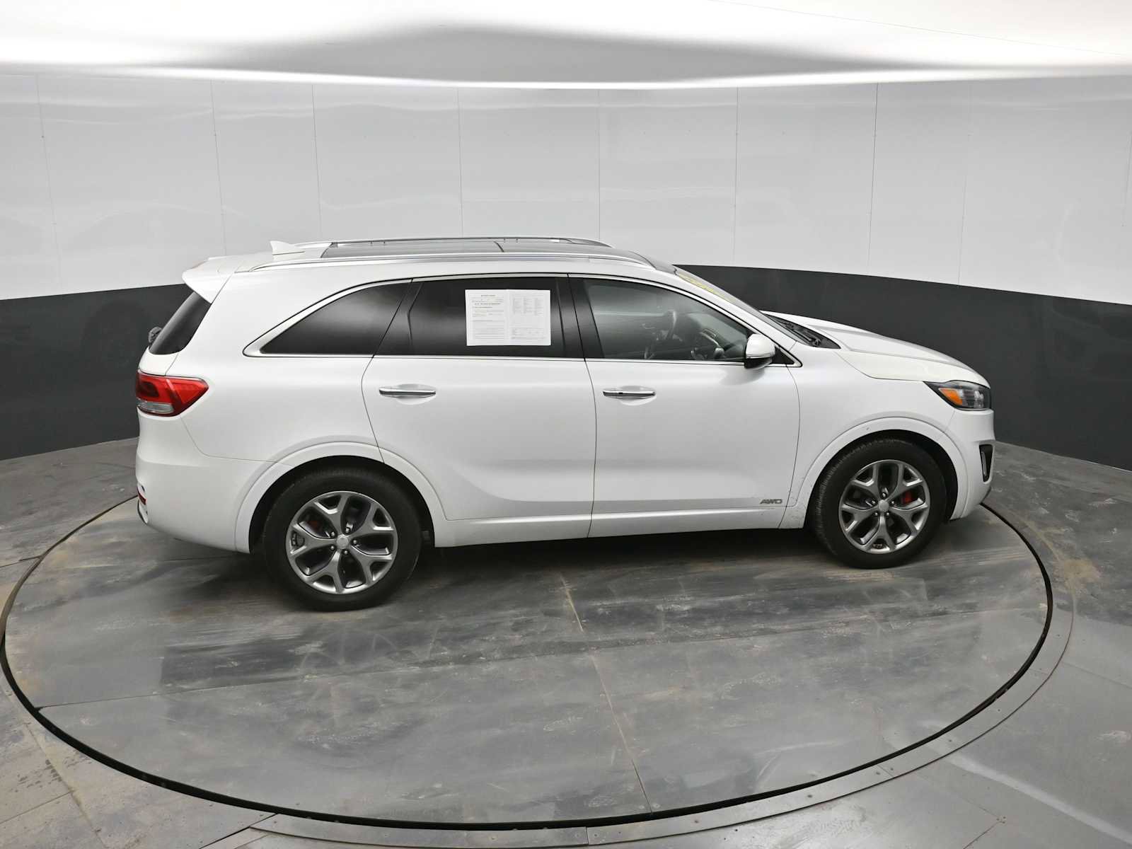 Used 2018 Kia Sorento SX image 30