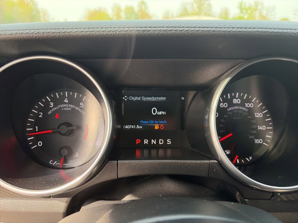 Used 2019 Ford Mustang Coupe RWD image 18