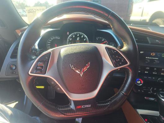 Used 2015 Chevrolet Corvette Z06 w/ 2LZ Preferred Equipment Group image 4