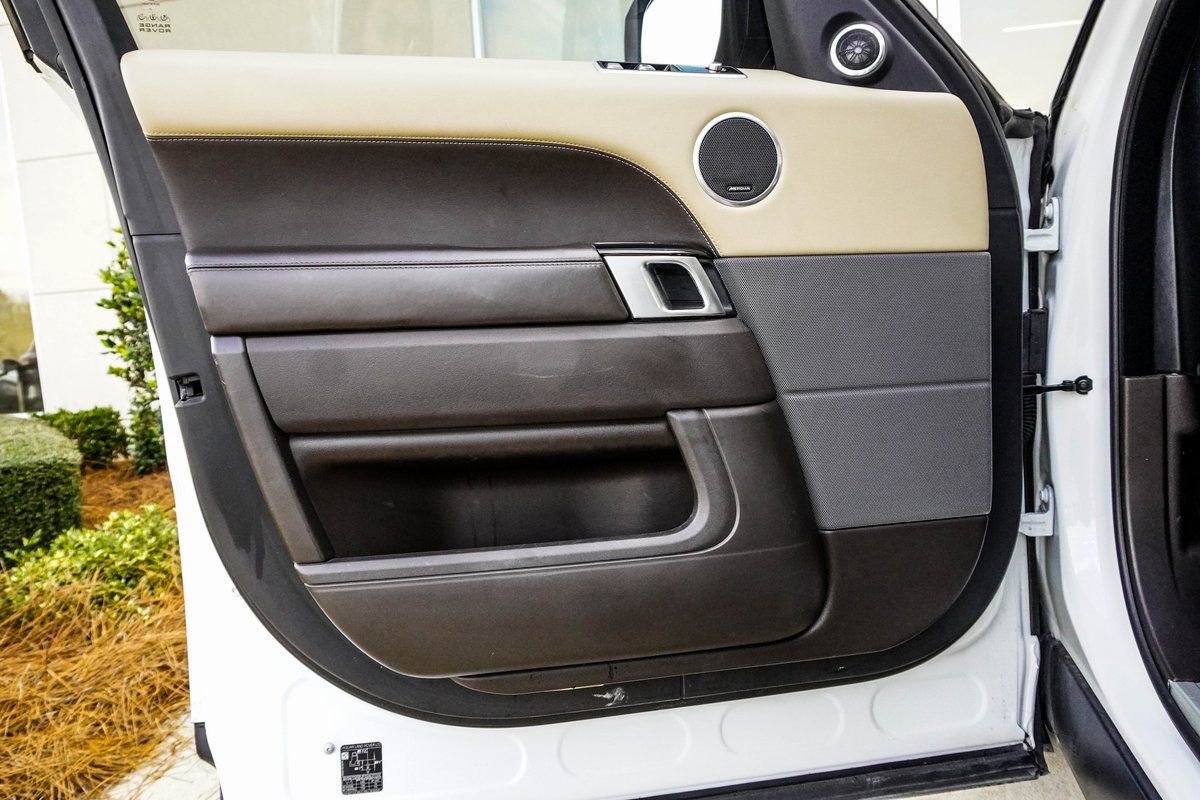 Used 2022 Land Rover Range Rover Sport HSE Silver Edition image 33