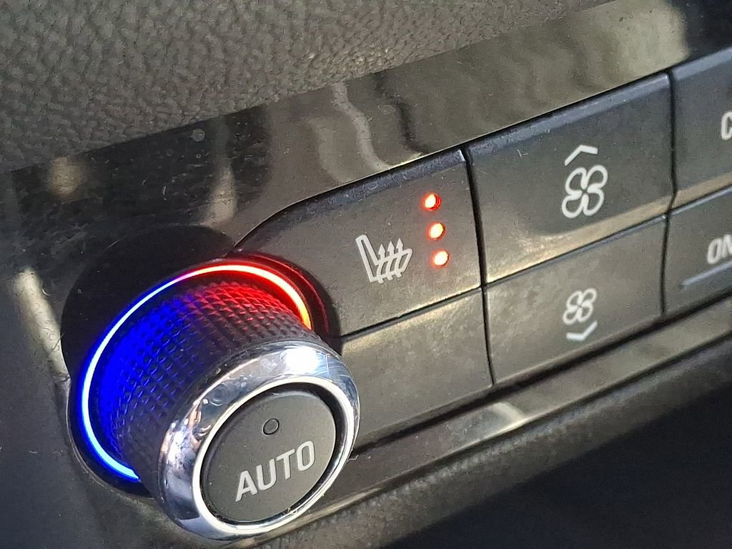 Certified 2020 Buick Enclave Preferred w/ LPO, Floor Liner Package image 22