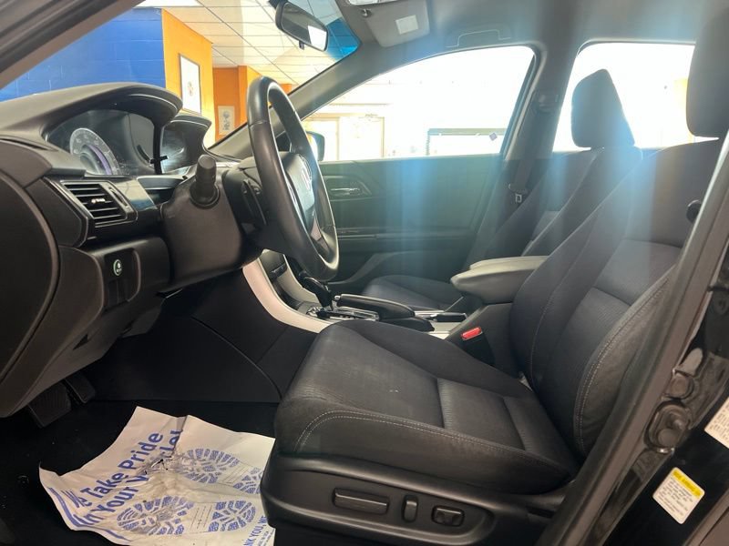 Used 2013 Honda Accord Sport image 17
