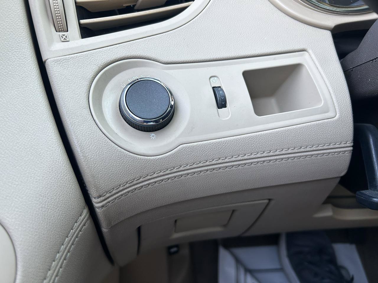 Used 2011 Buick LaCrosse CX FWD image 25