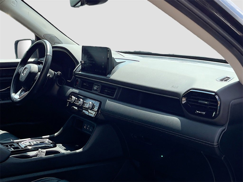 Used 2024 Honda Pilot Elite image 32