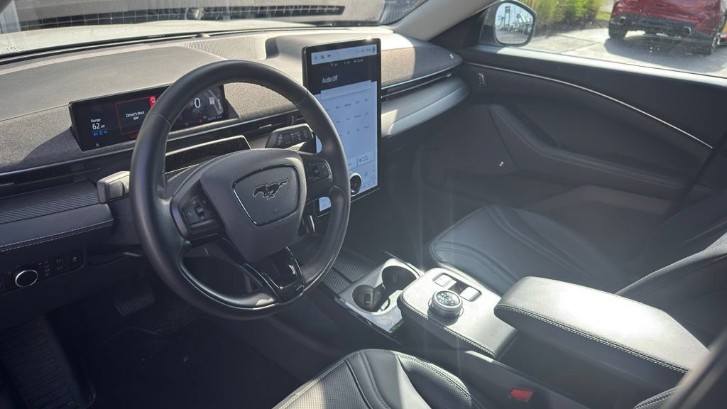 Certified 2023 Ford Mustang Mach-E Premium AWD/4WD image 9
