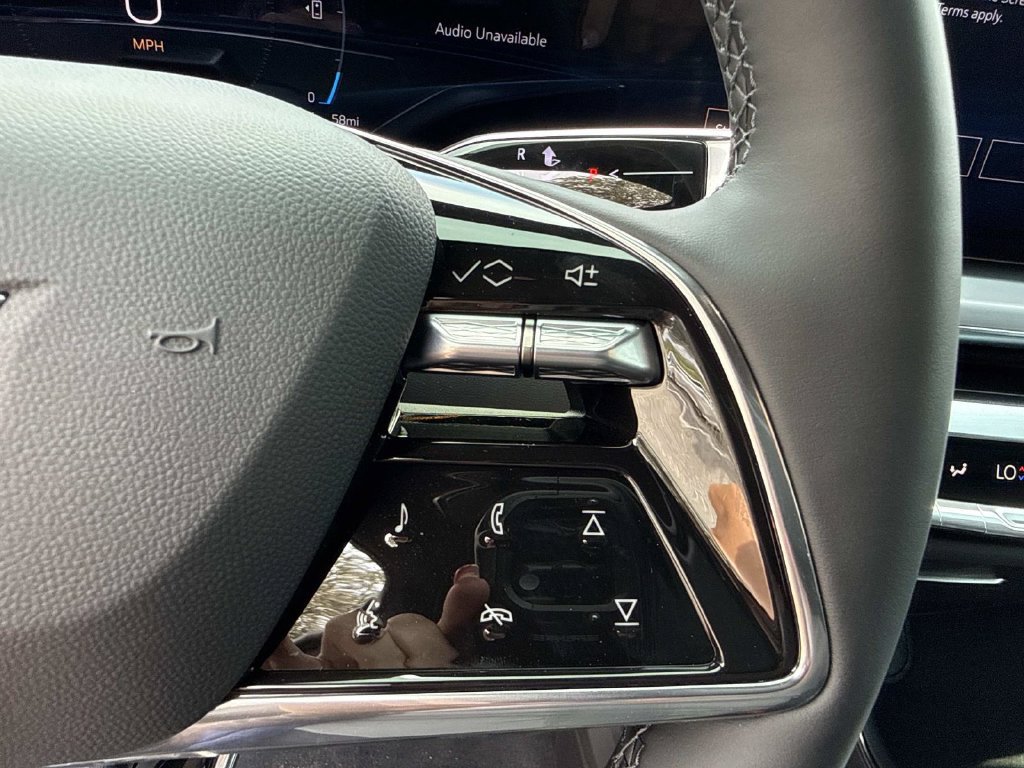New 2026 Cadillac Lyriq Signature Luxury w/ LPO, Floor Liner Package RWD image 29