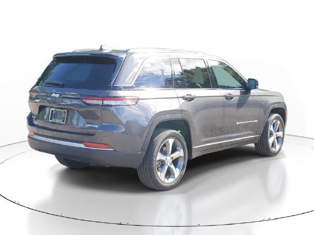 New 2026 Jeep Grand Cherokee Limited w/ Trailer Tow Package AWD/4WD image 4
