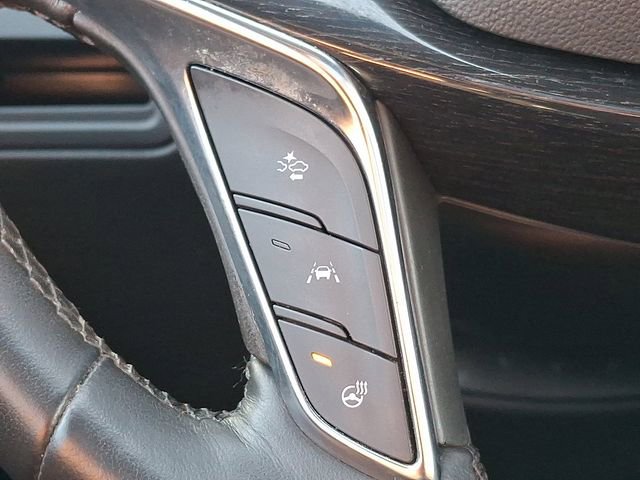 Certified 2022 Cadillac XT5 Premium Luxury image 30