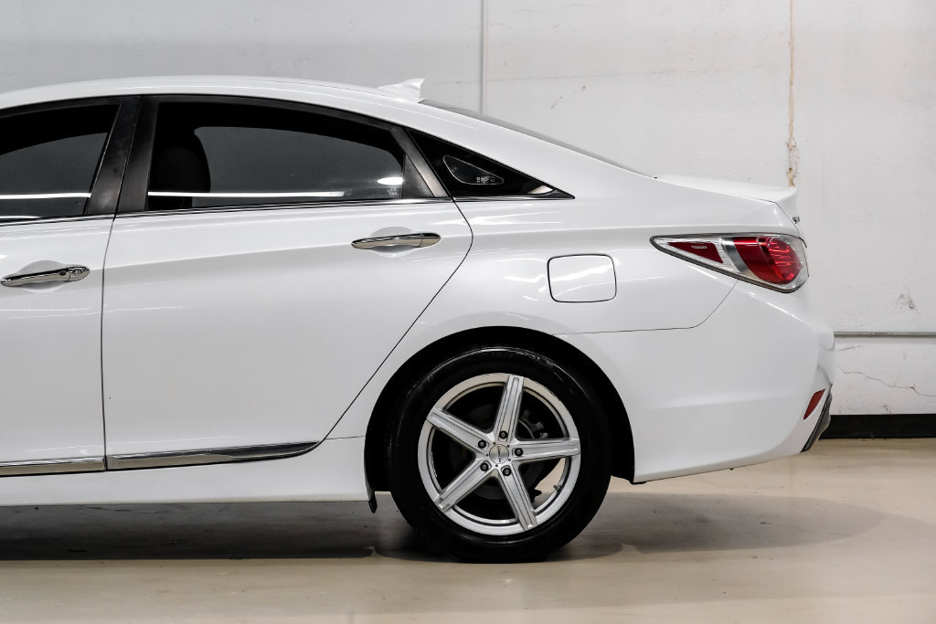 Used 2014 Hyundai Sonata Limited FWD image 17