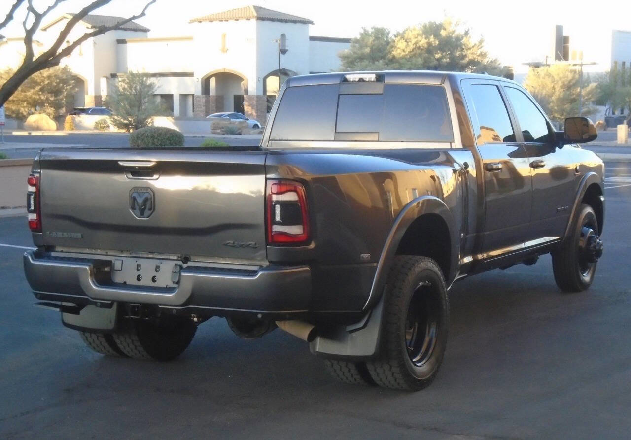Used 2021 RAM 3500 Laramie w/ Night Edition image 27