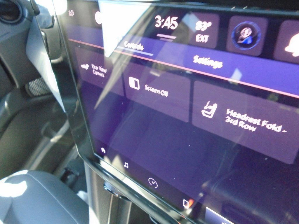 New 2025 Jeep Grand Cherokee L Laredo image 19