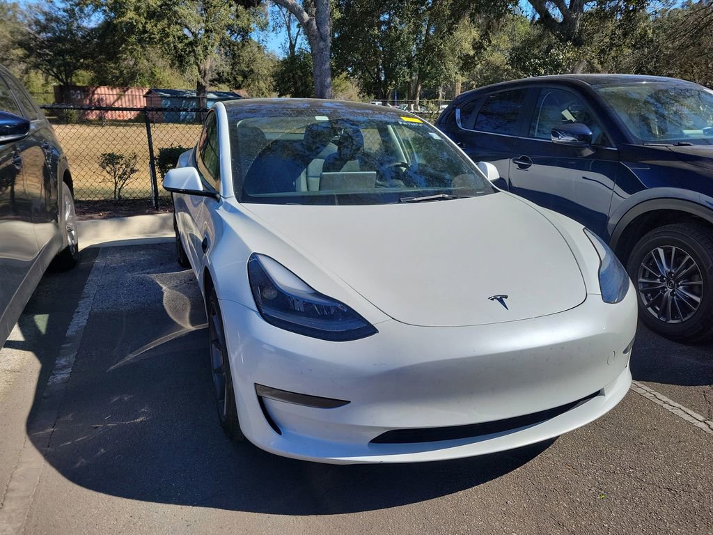 Used 2023 Tesla Model 3 Standard Range image 14