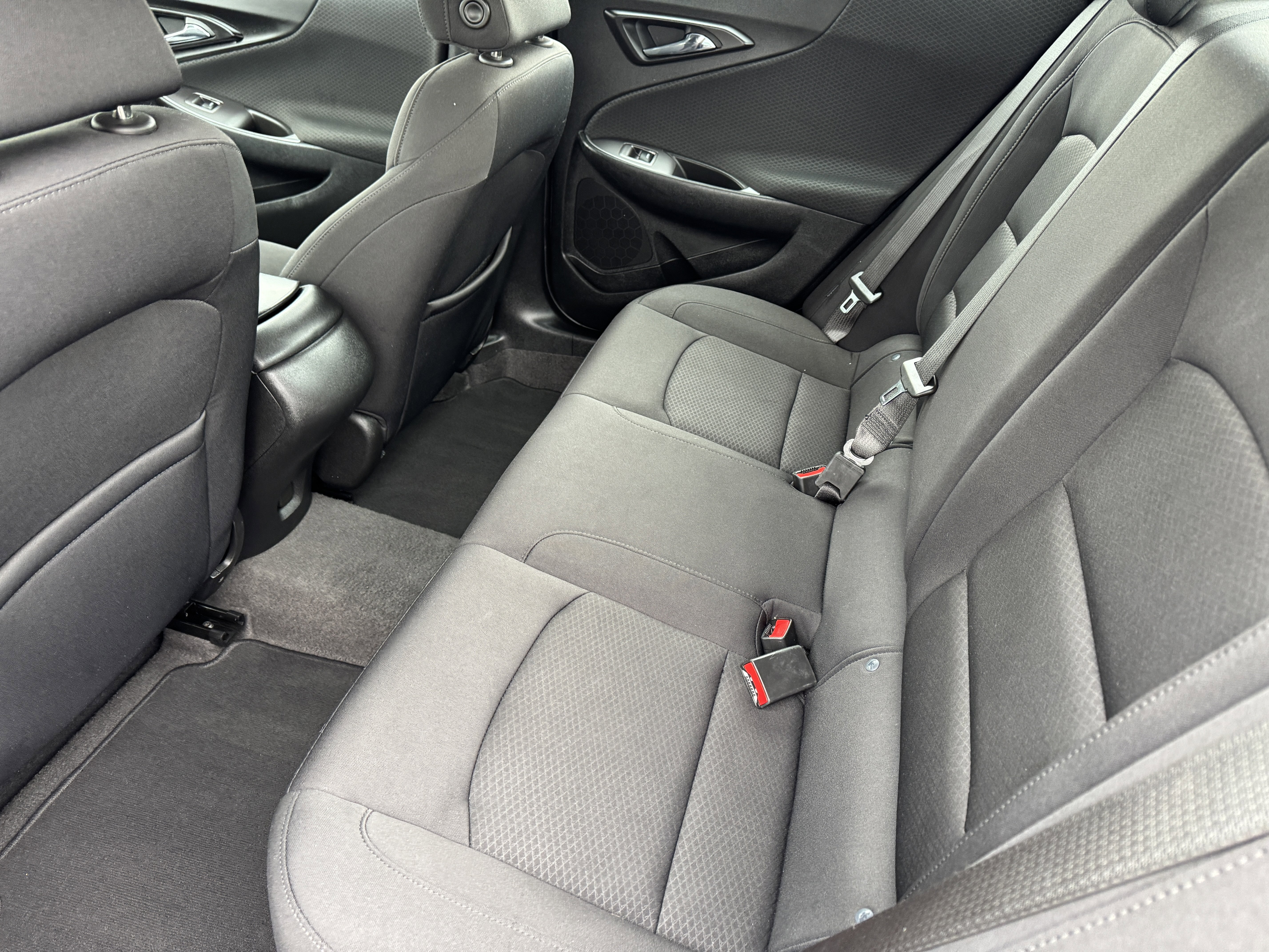 Certified 2020 Chevrolet Malibu LS w/ Driver Confidence Package image 15