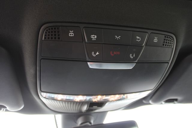 Used 2017 Mercedes-Benz E 400 4MATIC Wagon image 19